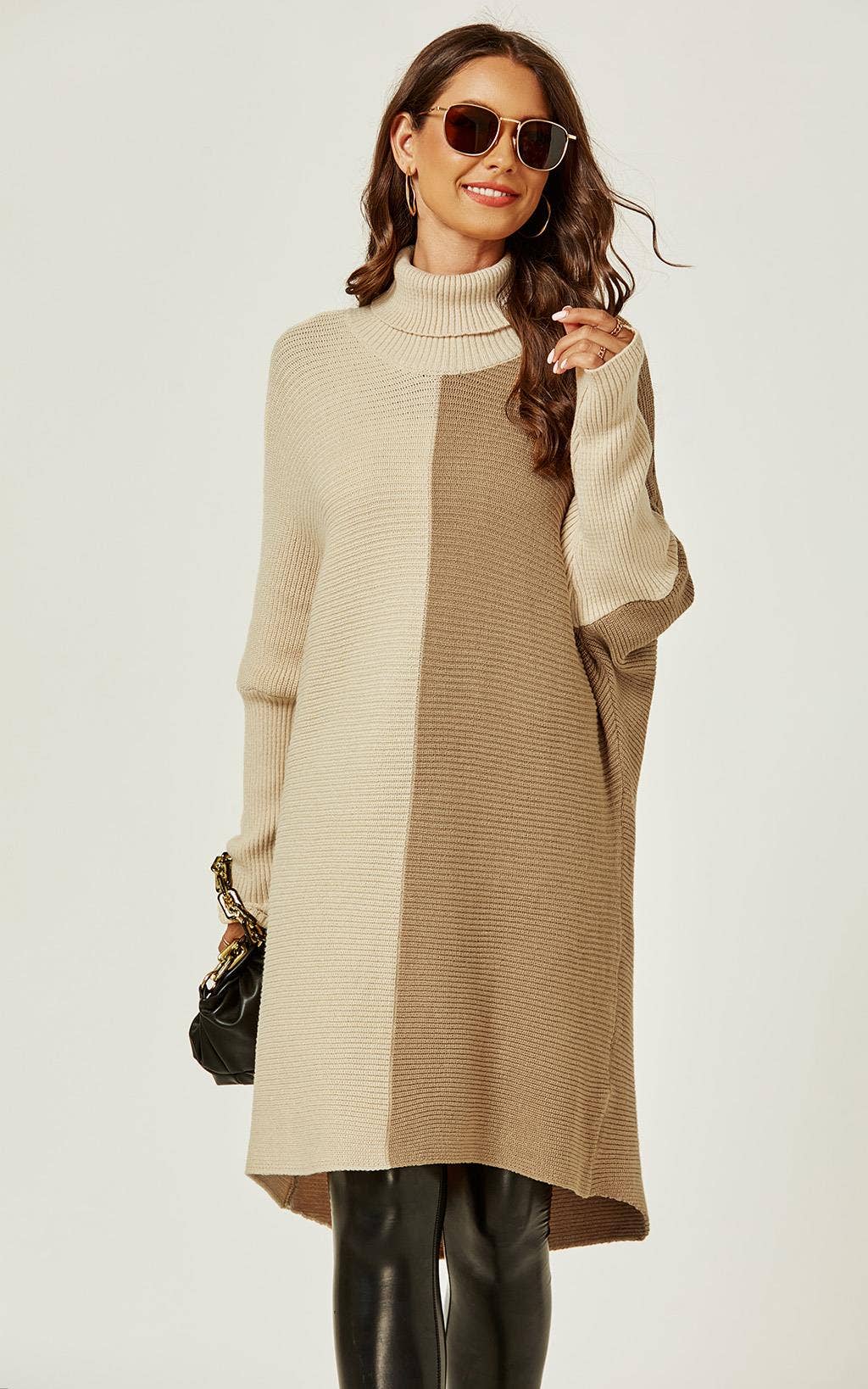 Haut Pull en blocs de couleur beige forêt et taupe.